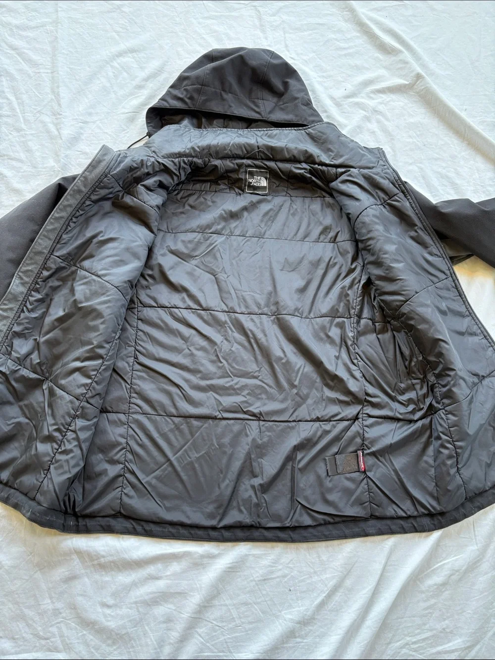 North Face Apex Elevation softshell Primaloft Jacket Men’s Small Gray & Black